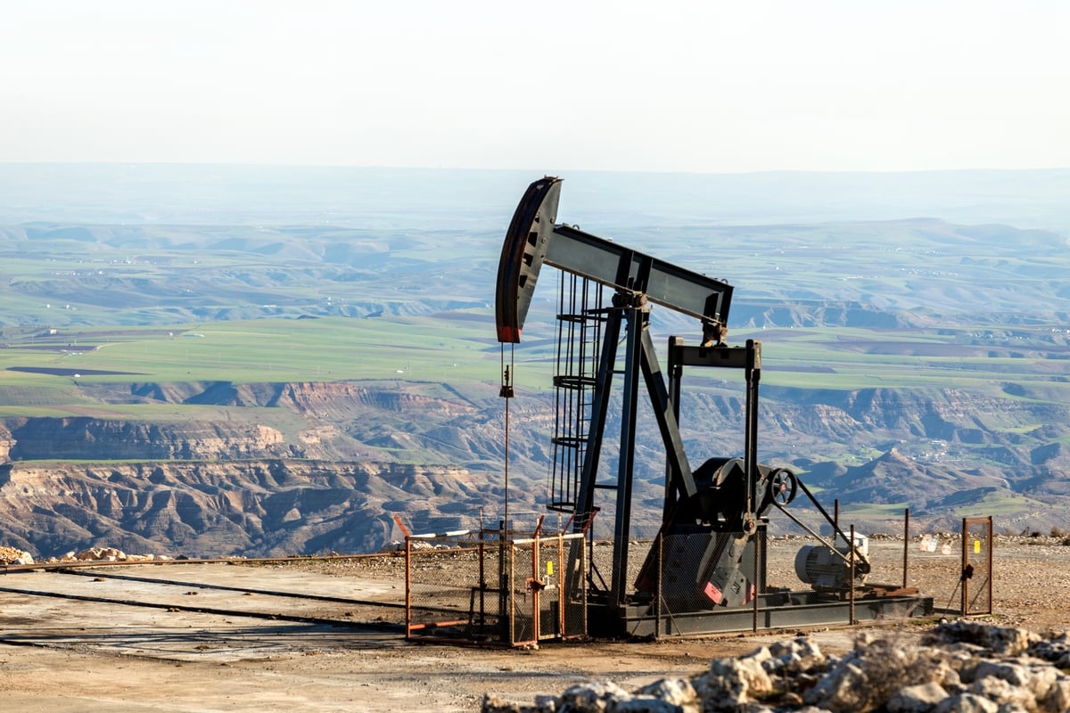 All It Takes Is $2,000 Invested in Each of These 3 Dividend-Paying Energy Stocks to Help Generate Over $300 in Passive Income per Year