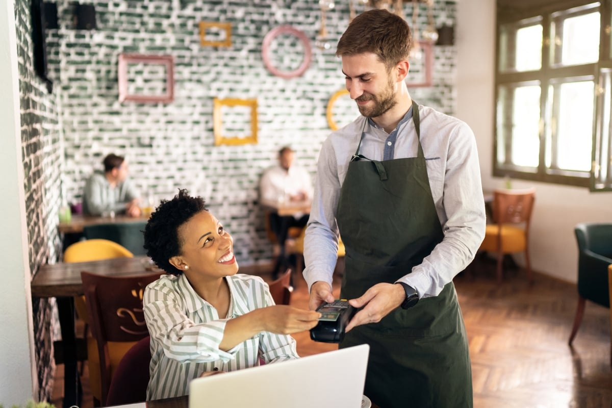 3 Dirt Cheap Dividend Stocks to Buy During the Stock Market Sell-Off