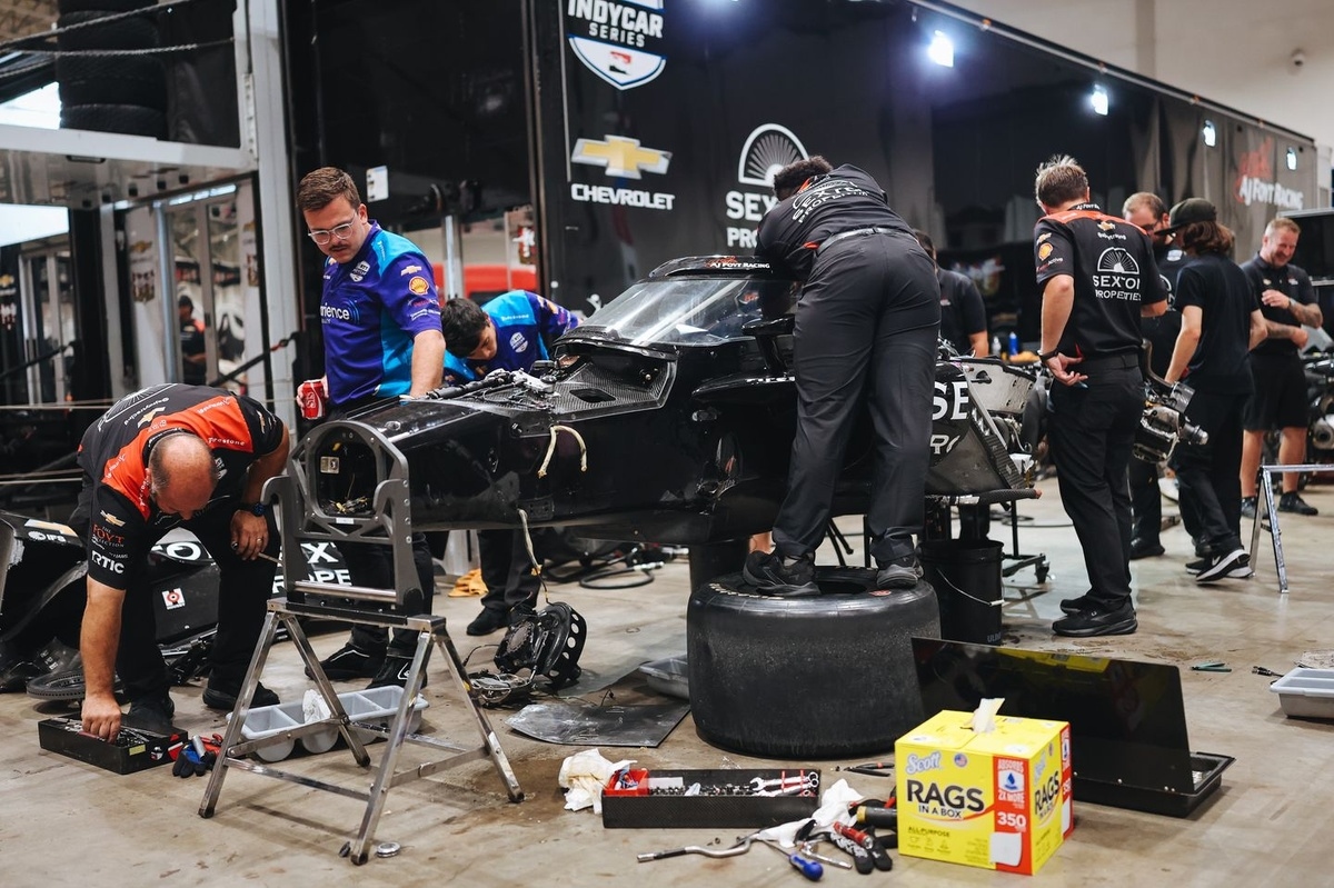 See how crashes and on-track incidents defined the 2025 Toronto Indy