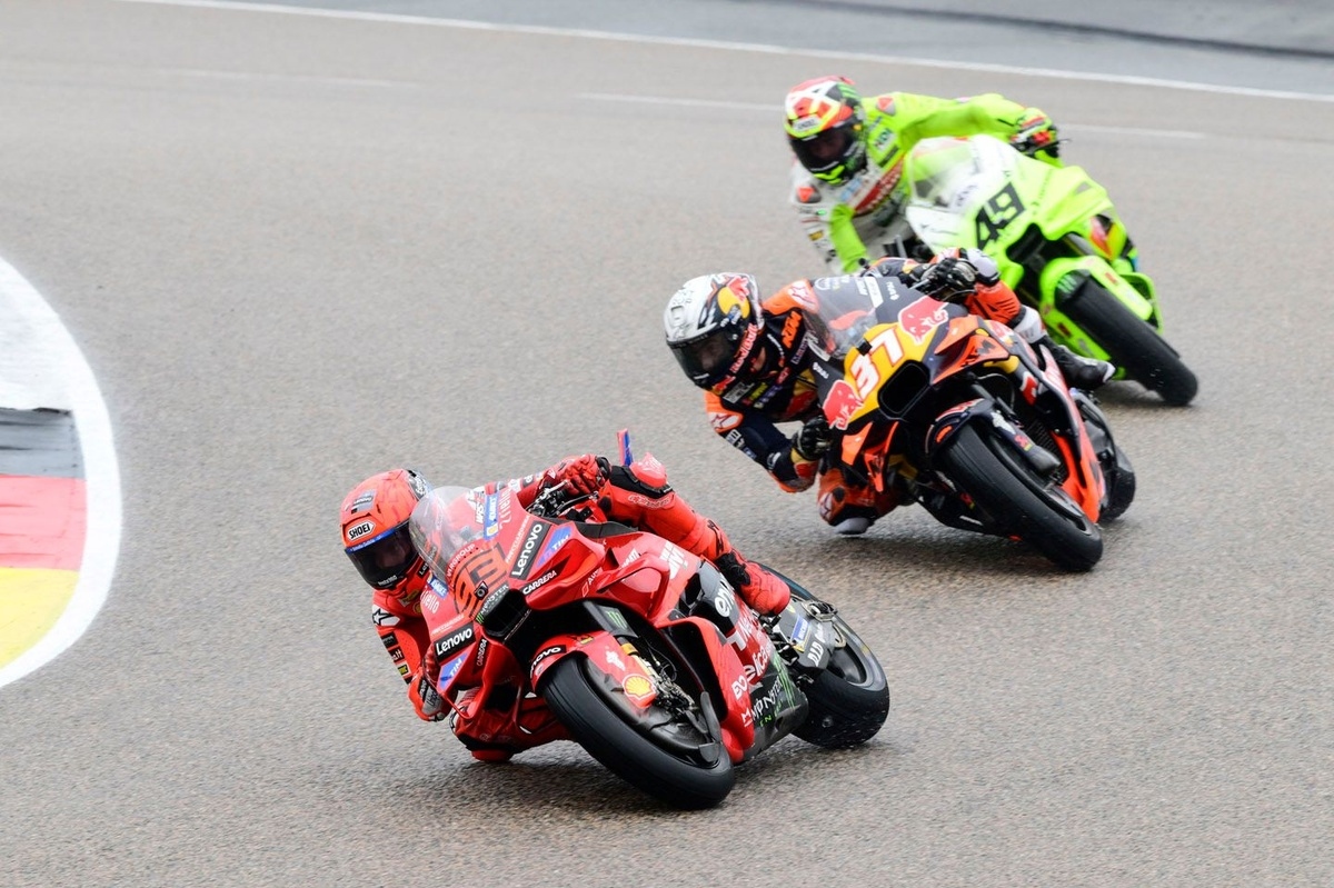 MotoGP German GP: Marc Marquez snatches sprint glory from Marco Bezzecchi