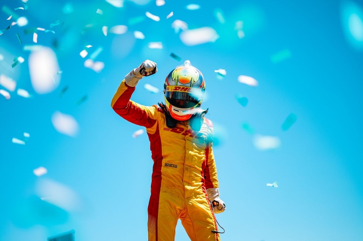 It's all Alex Palou in dominant IndyCar Laguna Seca race win