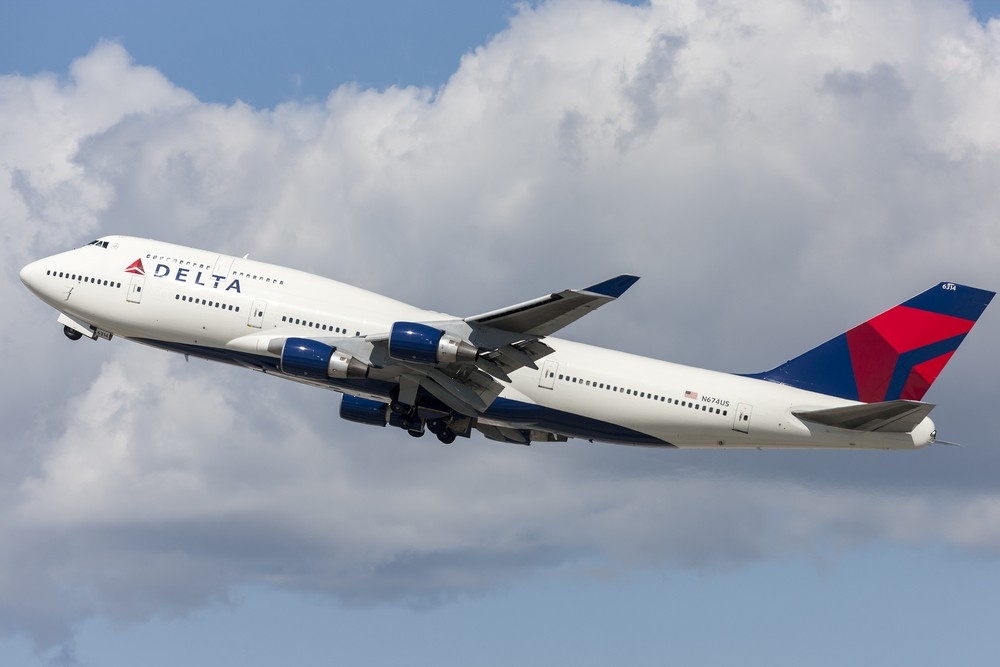 Delta Air Lines Second-Quarter Results Top Street Views; Restores Full-Year Earnings Outlook