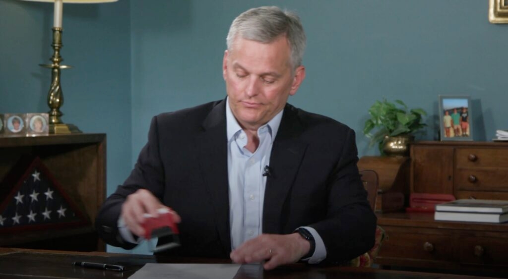 Governor Stein vetoes three bills, including controversial Duke Energy emissions proposal