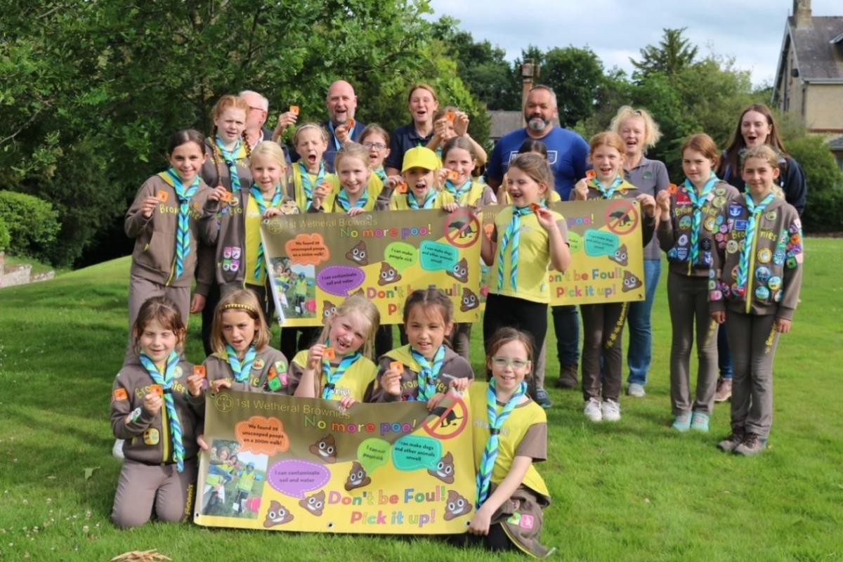 Brownies take action against dog fouling in Wetheral