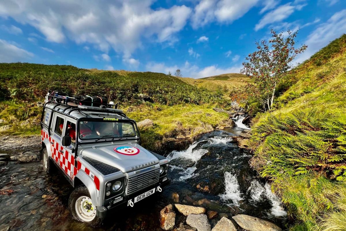 14-member Rescue team called on Fell to help injured woman