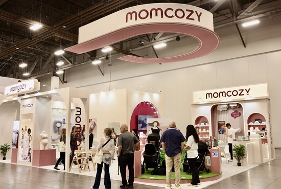 Momcozy Showcases Latest Innovations at ABC Kids Expo 2025