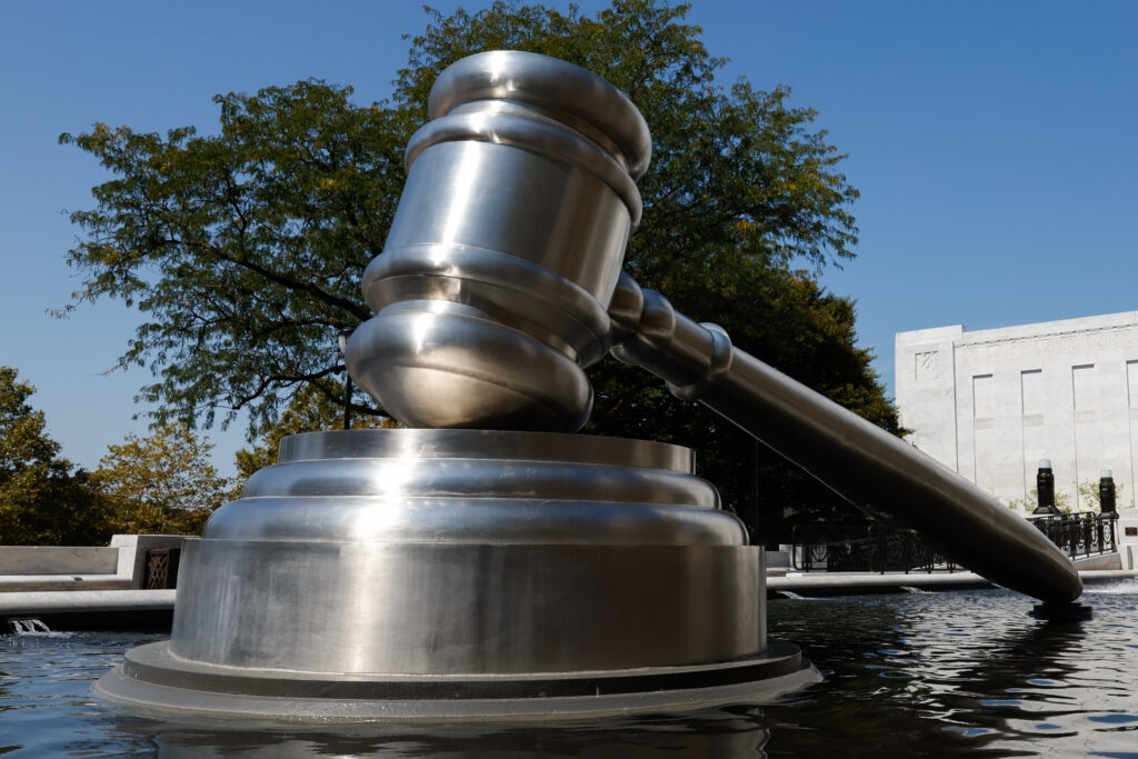 Ohio Supreme Court hears arguments in same-sex parental rights case