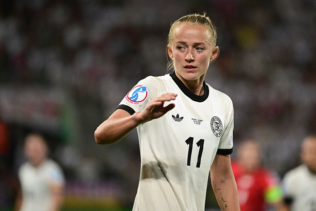 Sweden and Germany battle for top spot in Group C; Poland take on Denmark