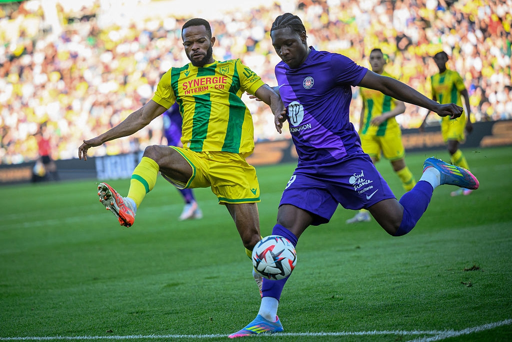 🚨 BREAKING: Aston Villa make opening bid for Jaydee Canvot