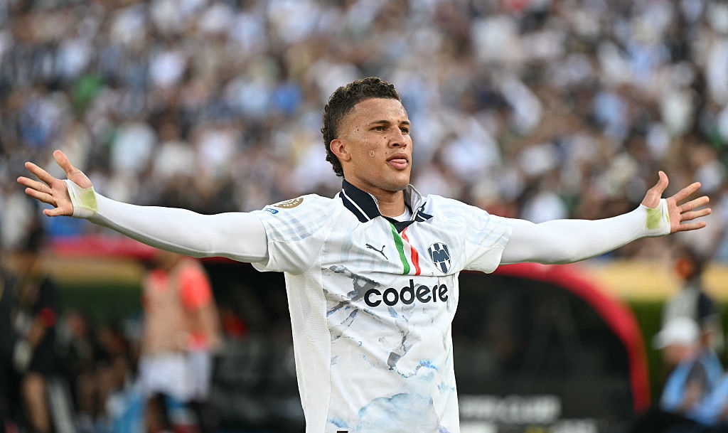 Deossa's agent in Monterrey to discuss his departure