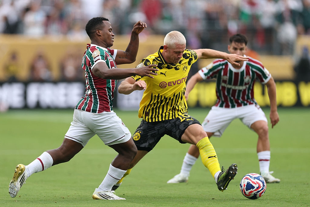 Fluminense dominate but only manage a draw with Borussia Dortmund 📹