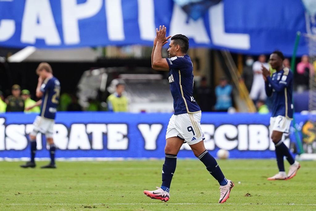 🙏Millonarios hopeful Falcao will stay