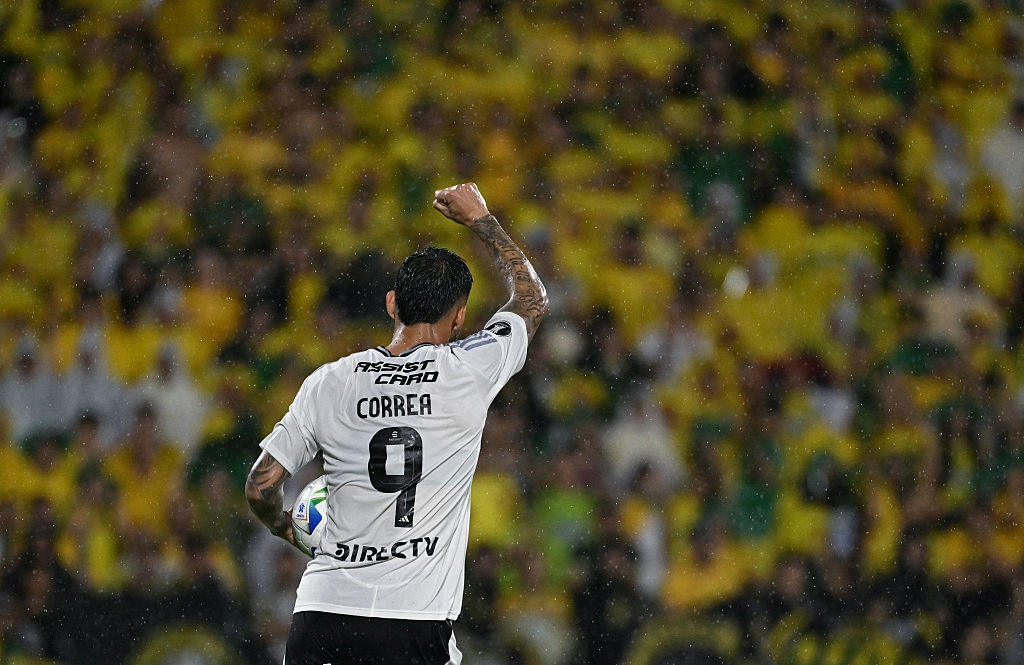 ✋Correa eases the tension in the De Paul and Vidal clash