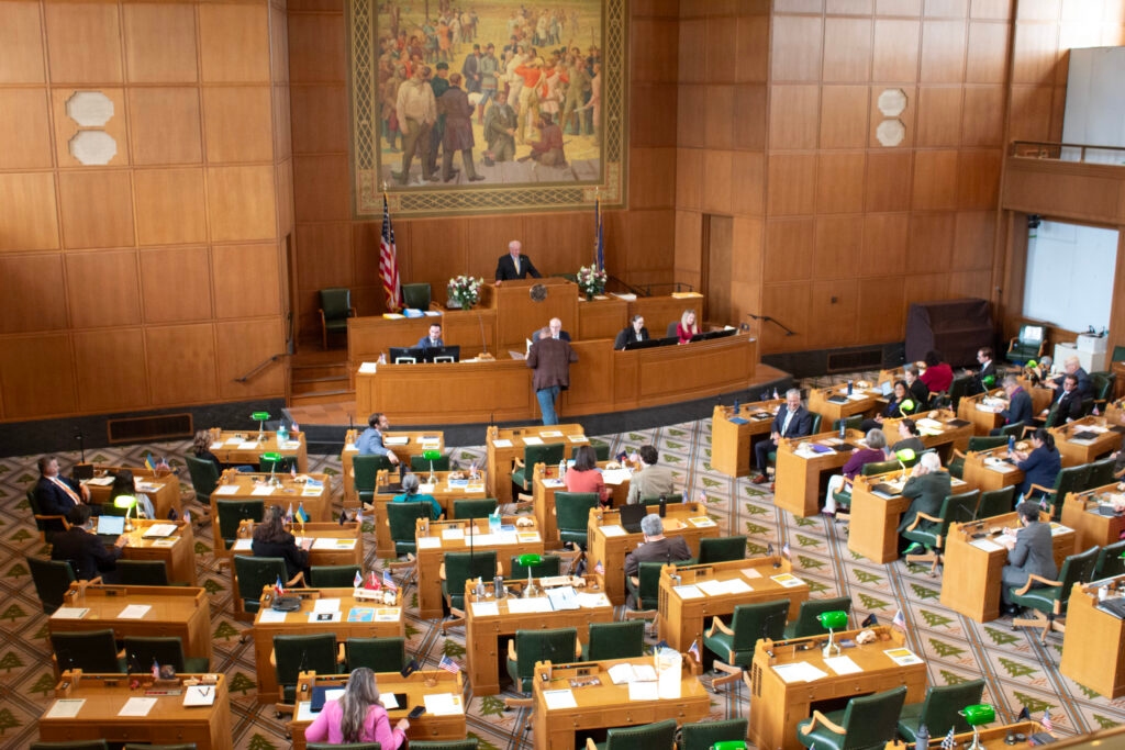 Live updates: 2025 legislative session draws to a close