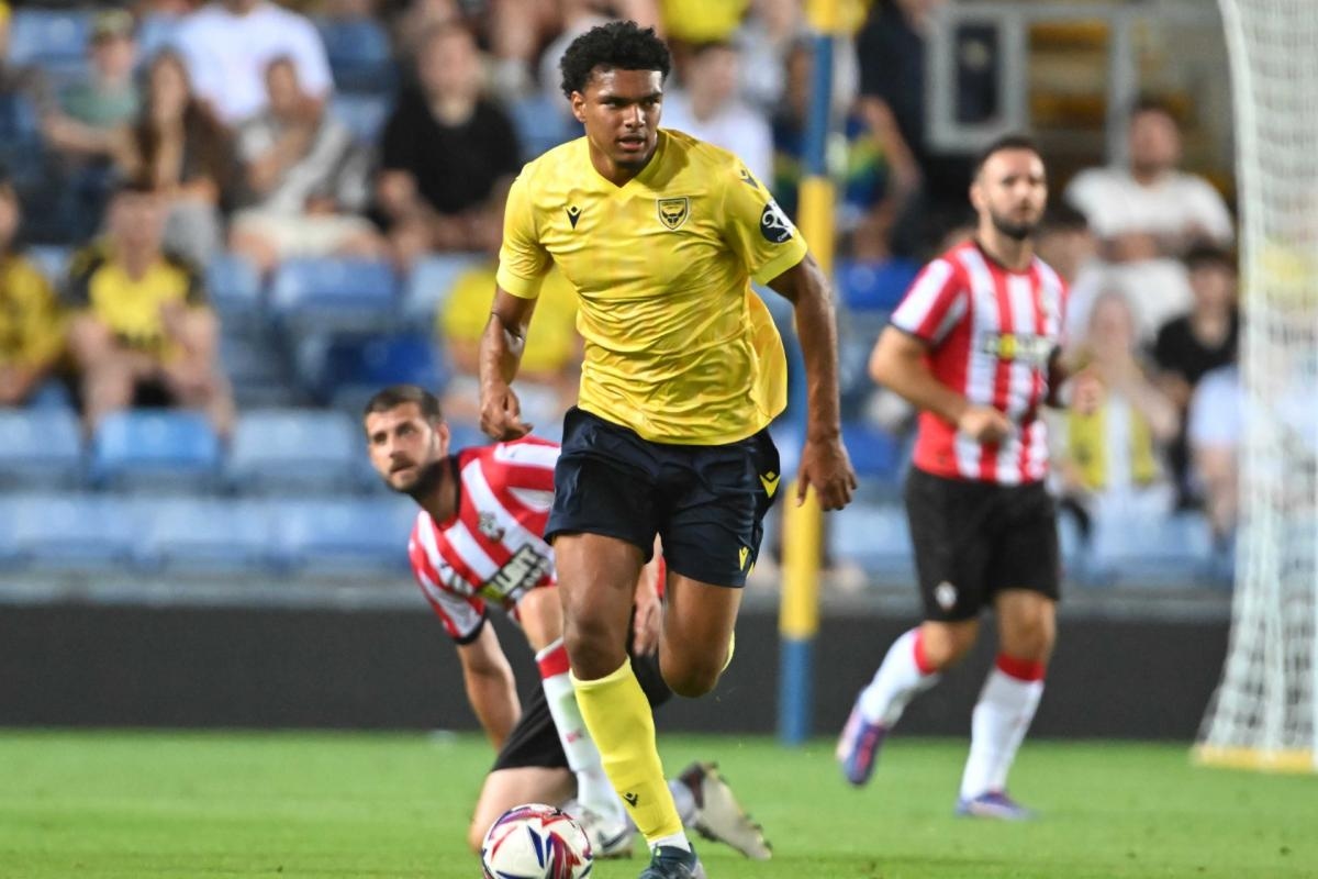 Defender backed for EFL loan after impressing at Shrimpers