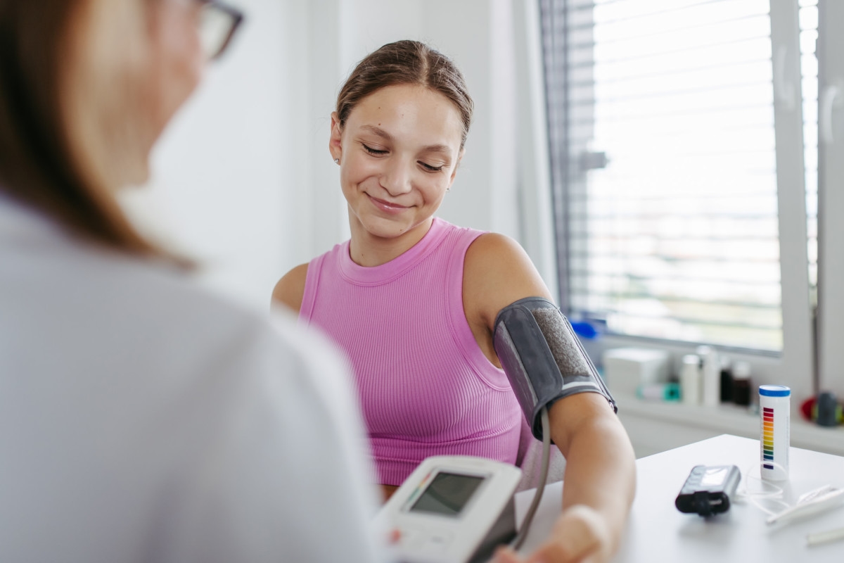 Cardiologists Are Begging People With High Cholesterol To Stop Doing This One Thing ASAP