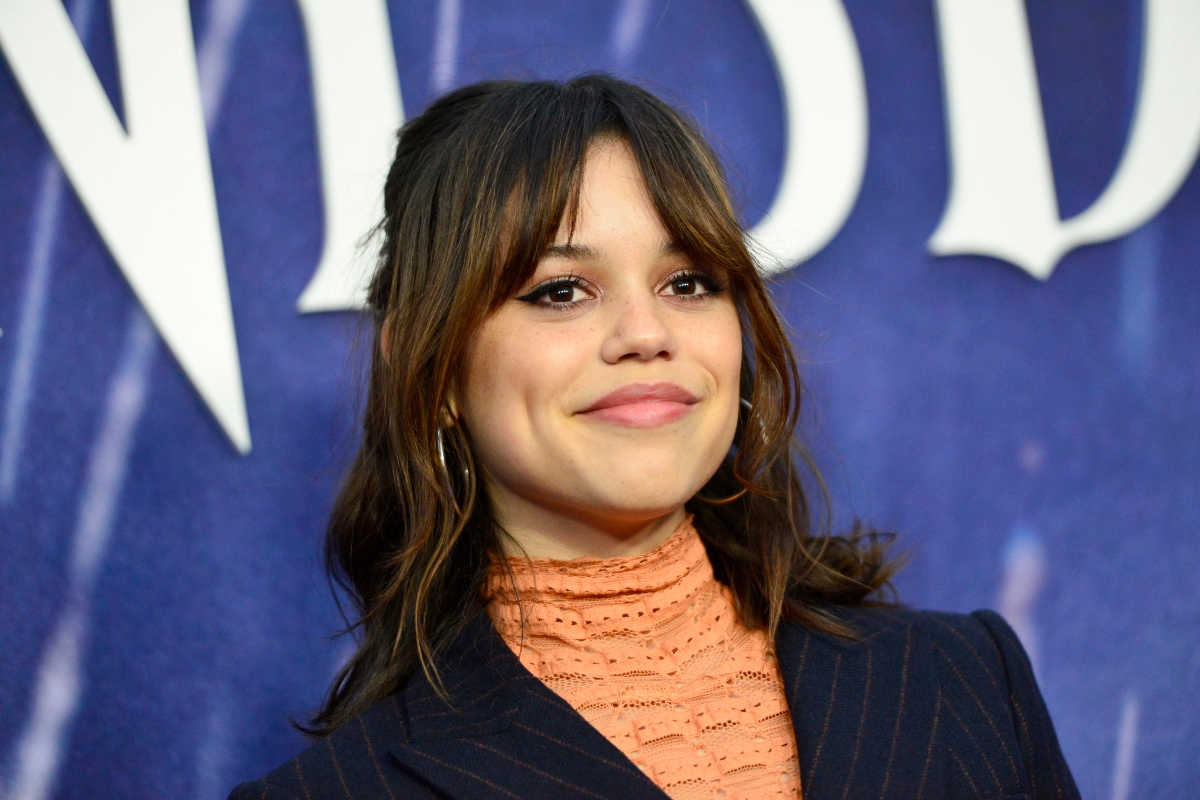 Popular Netflix Show Teases Death of Fan Favorite Character in New Trailer
