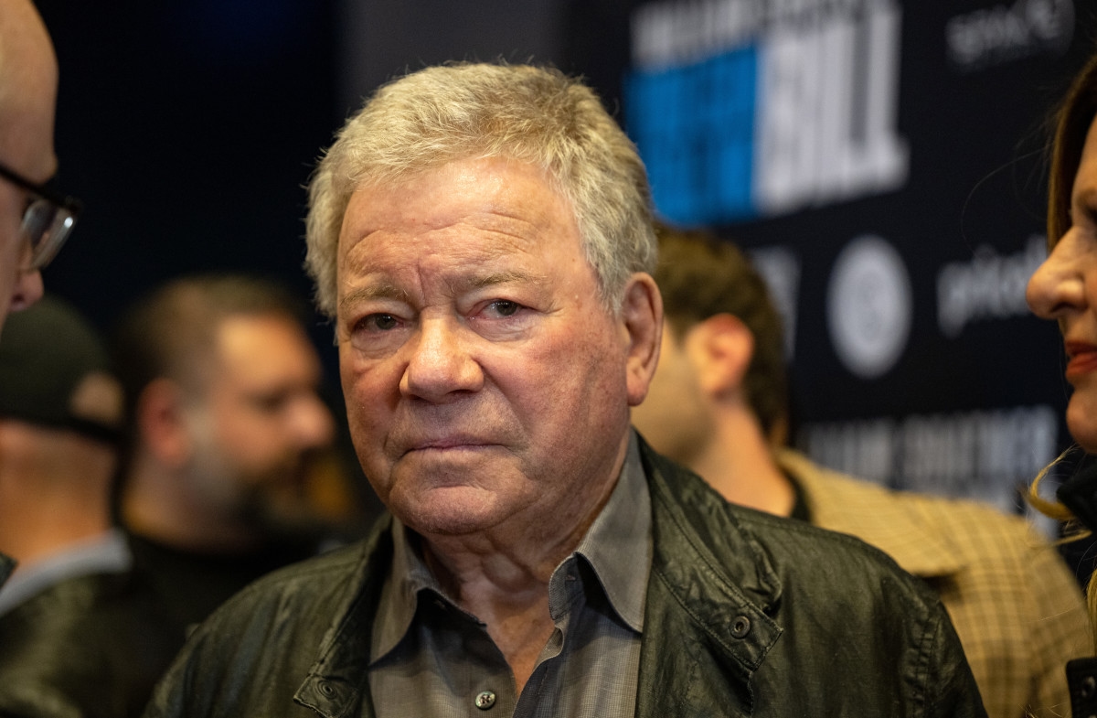 Legendary Actor, 94, Addresses Longtime Health Battle