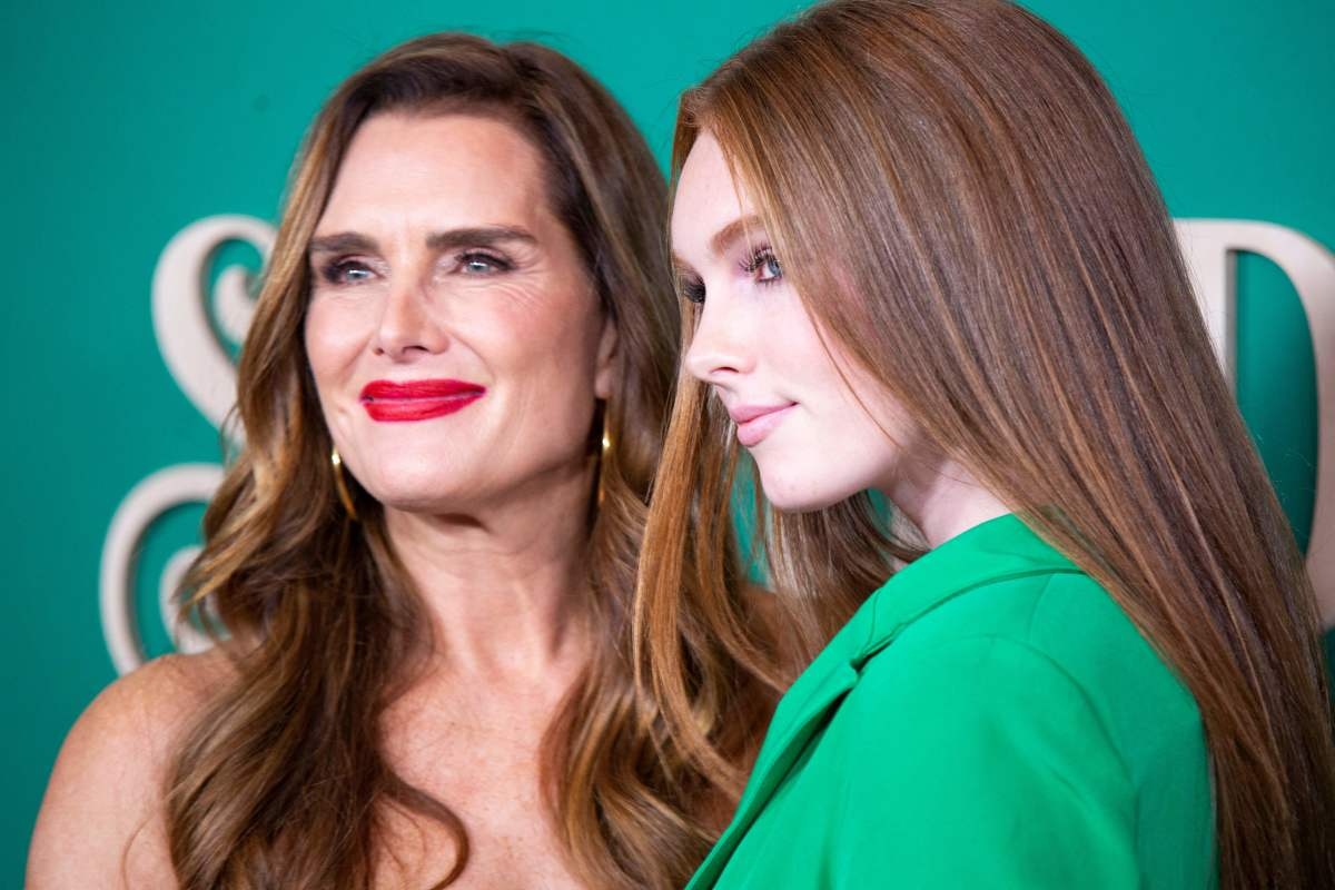 'Luckiest Mama' Brooke Shields Makes Meaningful Family Move With Her Daughters