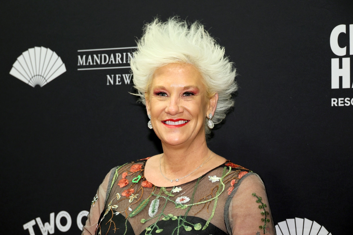 Heartbreaking Details From Anne Burrell's Memorial Service Revealed (Exclusive)