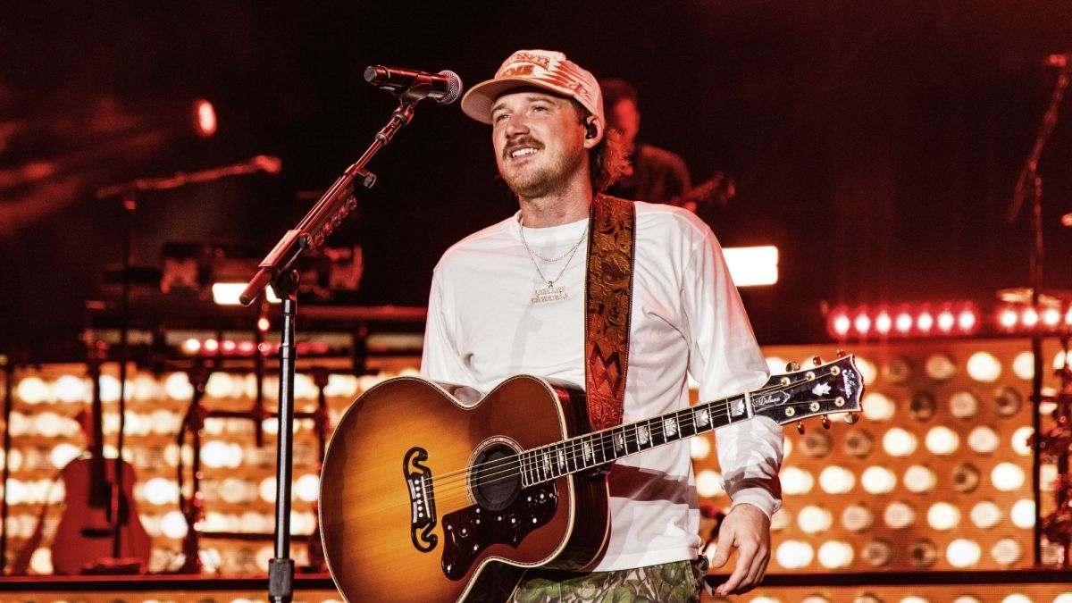 Morgan Wallen Pokes Fun At Viral Coldplay Kiss Cam Incident During Live Concert: 'I Think You're Safe Here'