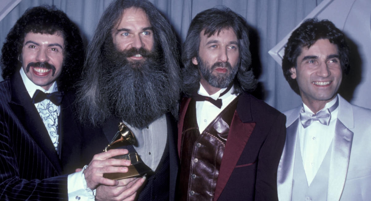 Country Legends Make Rare Performance for Star-Studded Patriotic Special