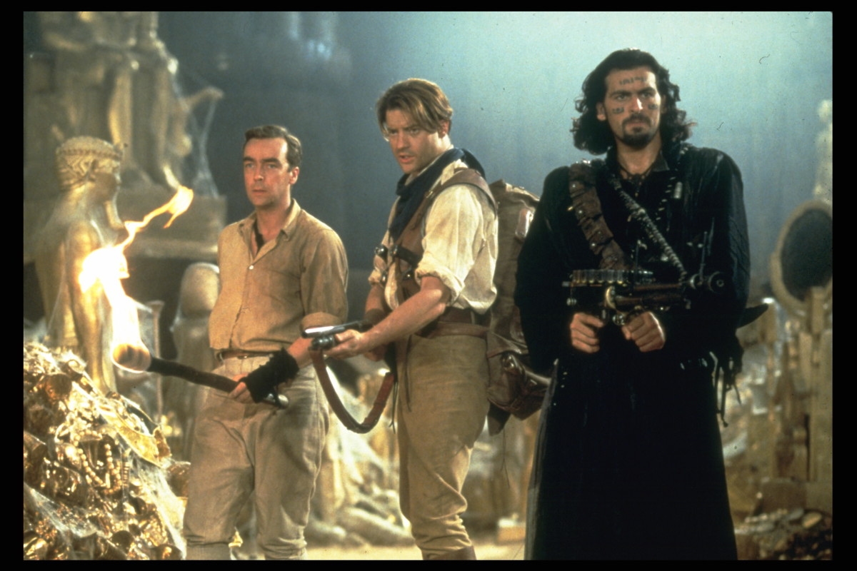 Iconic Film Cast Reunite After 26 Years and Fans Are All Asking the Same Thing