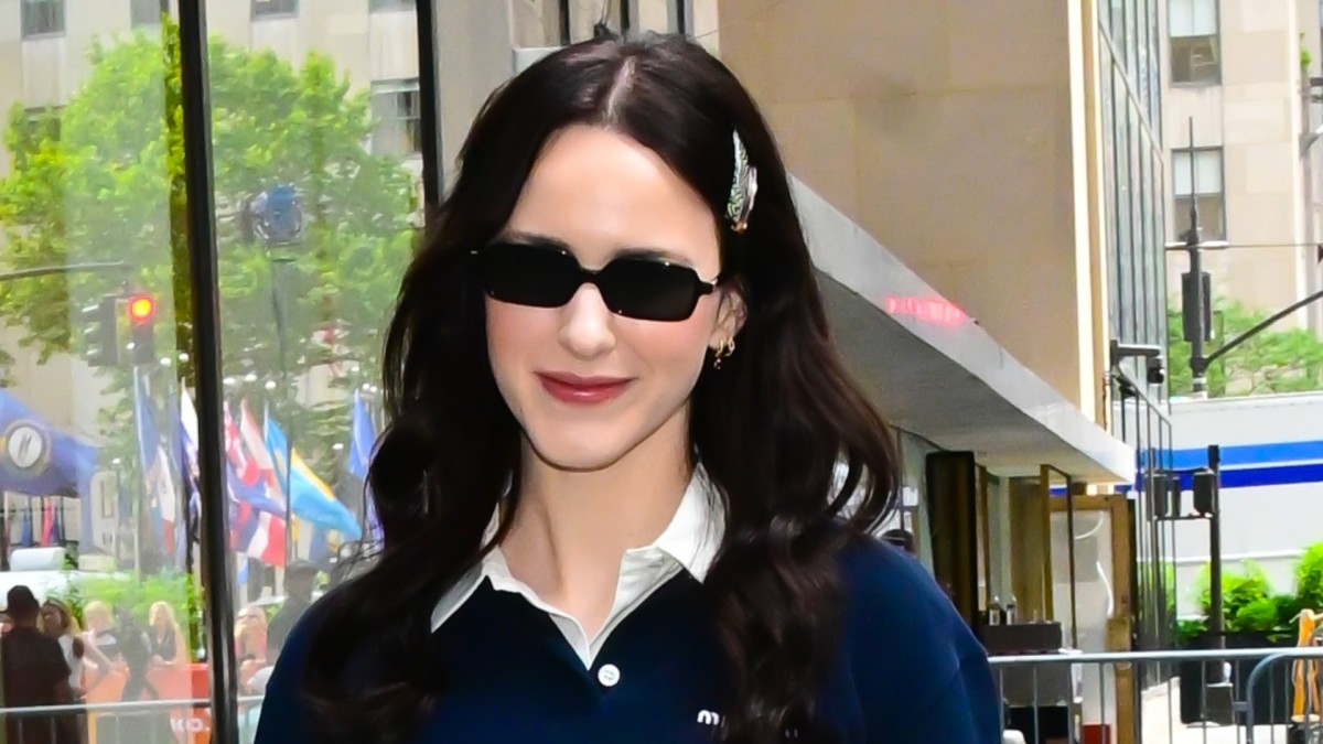 ‘Superman' Actress Rocks Miniskirt and Ruby Red Heels For NYC Stroll