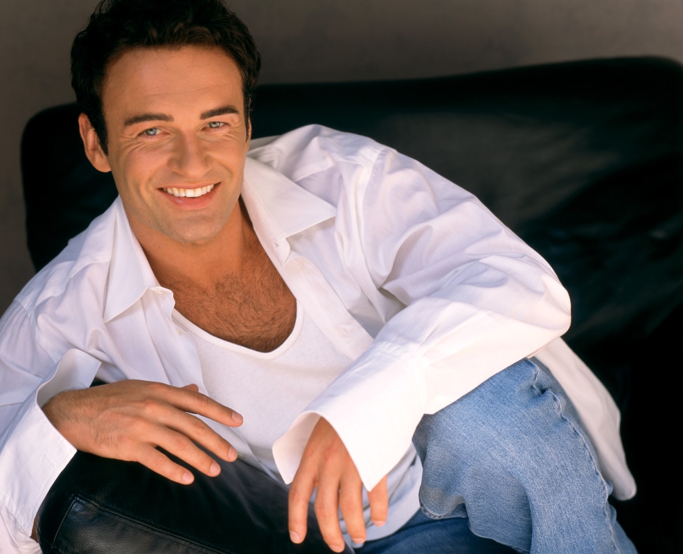‘Charmed' Actress Shares Heart-Wrenching Goodbye to Julian McMahon
