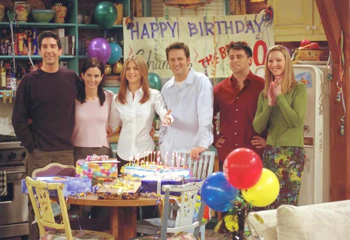 'Friends' Actress Tapped for Explosive Memoir Series, Fans Expect a 'Stellar Performance' Given Uncanny Real-Life Parallel