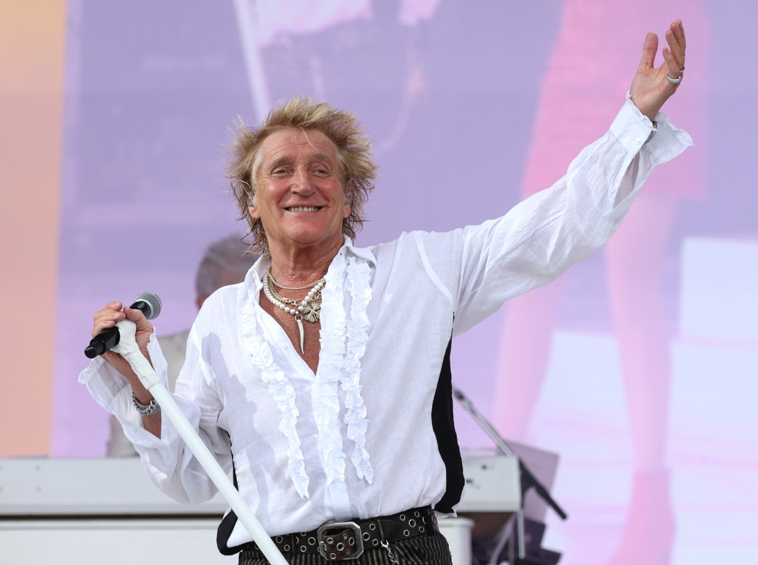 Music Icon, 80, Reveals the Woman Who Healed Him After Heartbreaking Splits