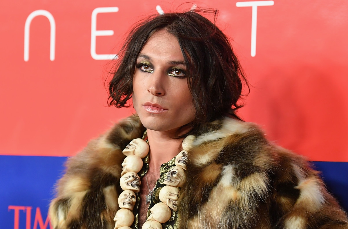 Controversial 'The Flash' Actor Makes Rare Red Carpet Appearance After 2 Years