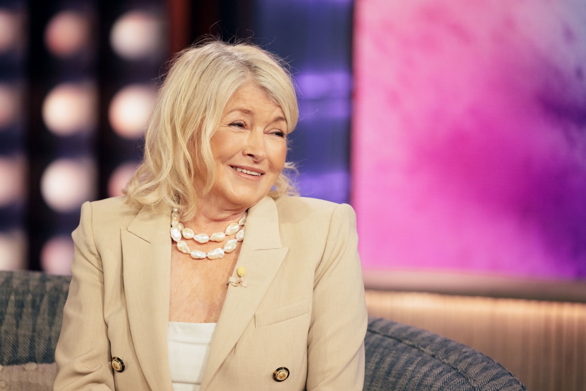 'Cool Chick' Martha Stewart's Unearthed '70s Photo Leaves Fans Declaring She 'Was Always a Babe!'