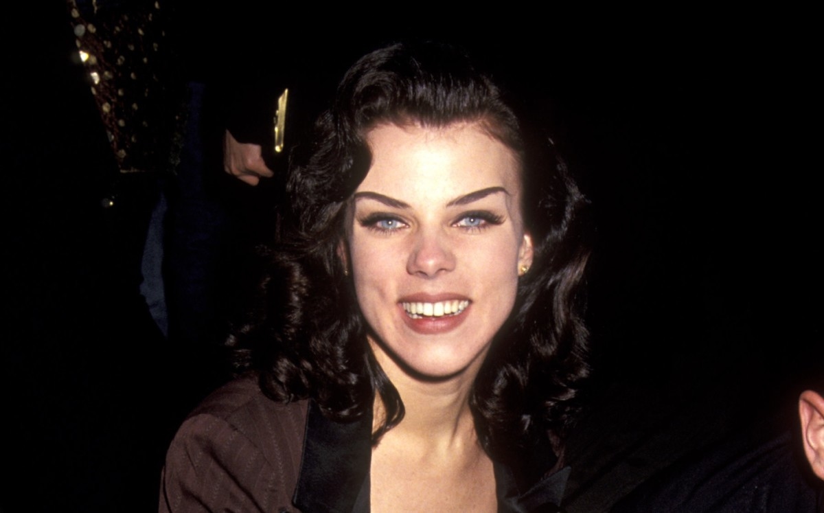 'Underrated Gorgeous Gem' '90s Actress, 60, Is Aging So Gracefully in Fabulous Photo From Italy