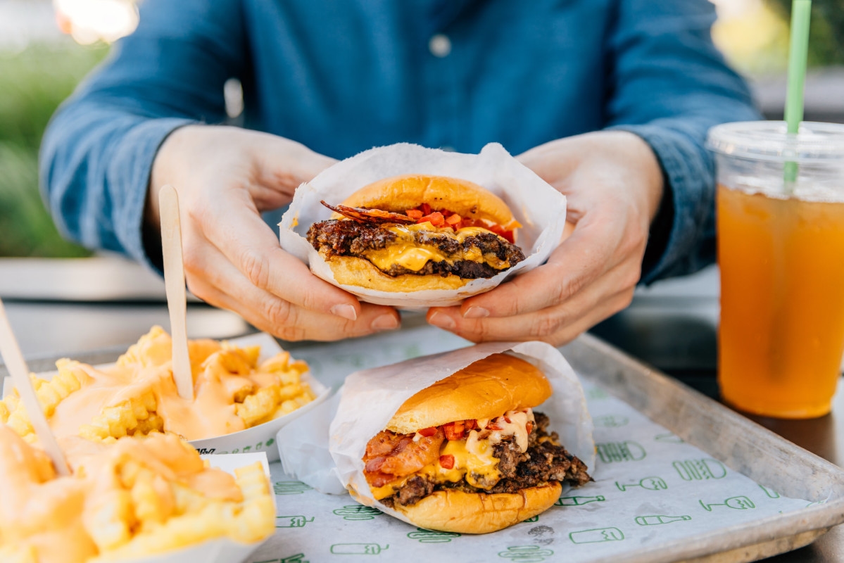 What Really Happens to Your Blood Pressure After You Eat a High-Salt Meal