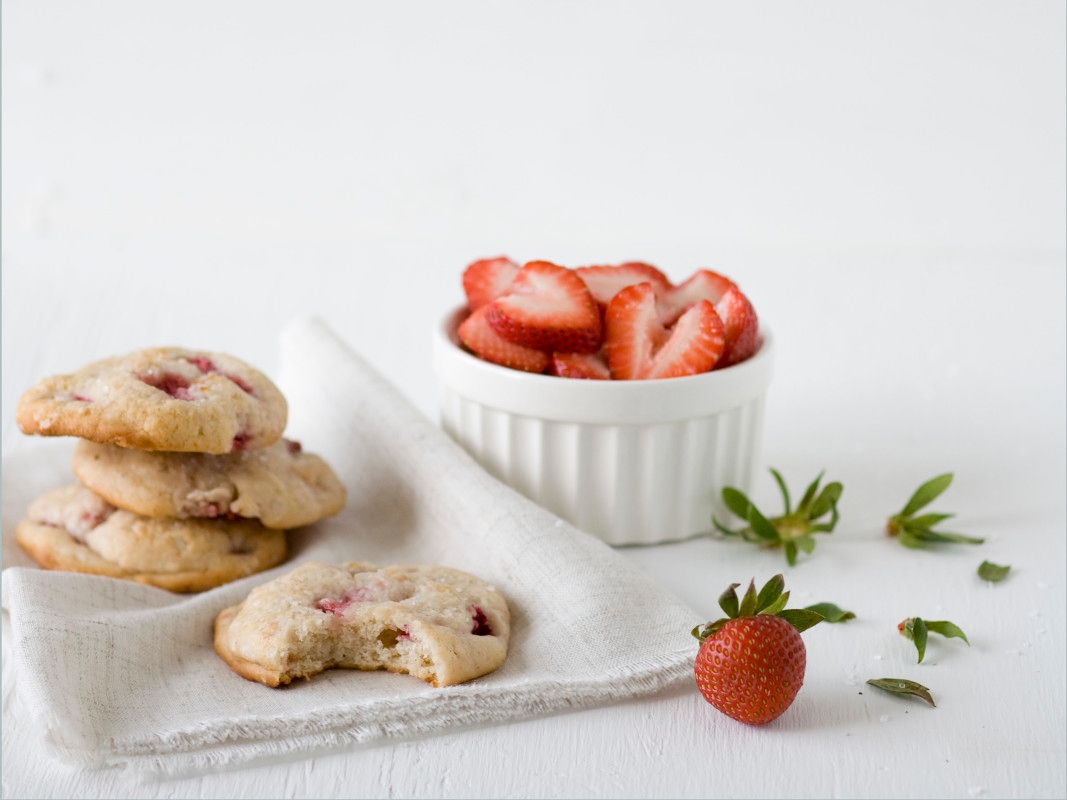 The 'Nostalgic' Martha Stewart Recipe Fans Say Is So Good They 'Ate 6 Right Out of the Oven'