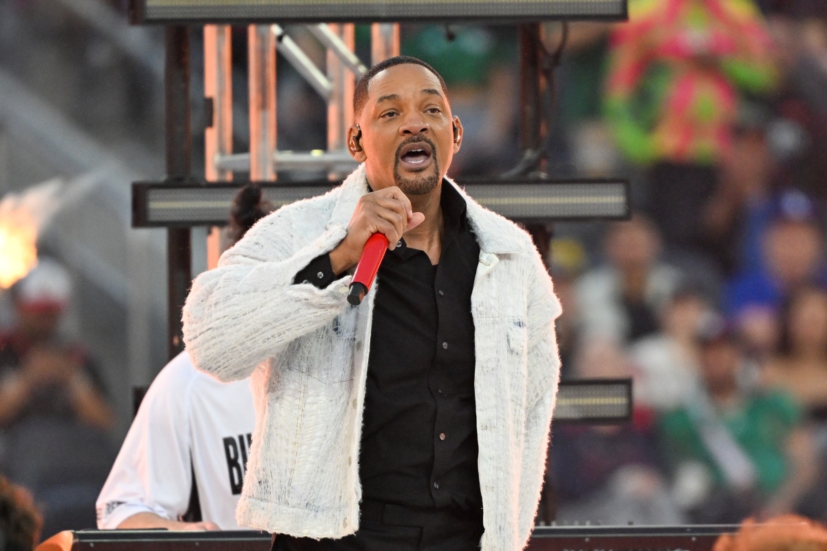 '90s Icon Sparks Mid-Life Crisis Buzz With New Song ‘Pretty Girls'