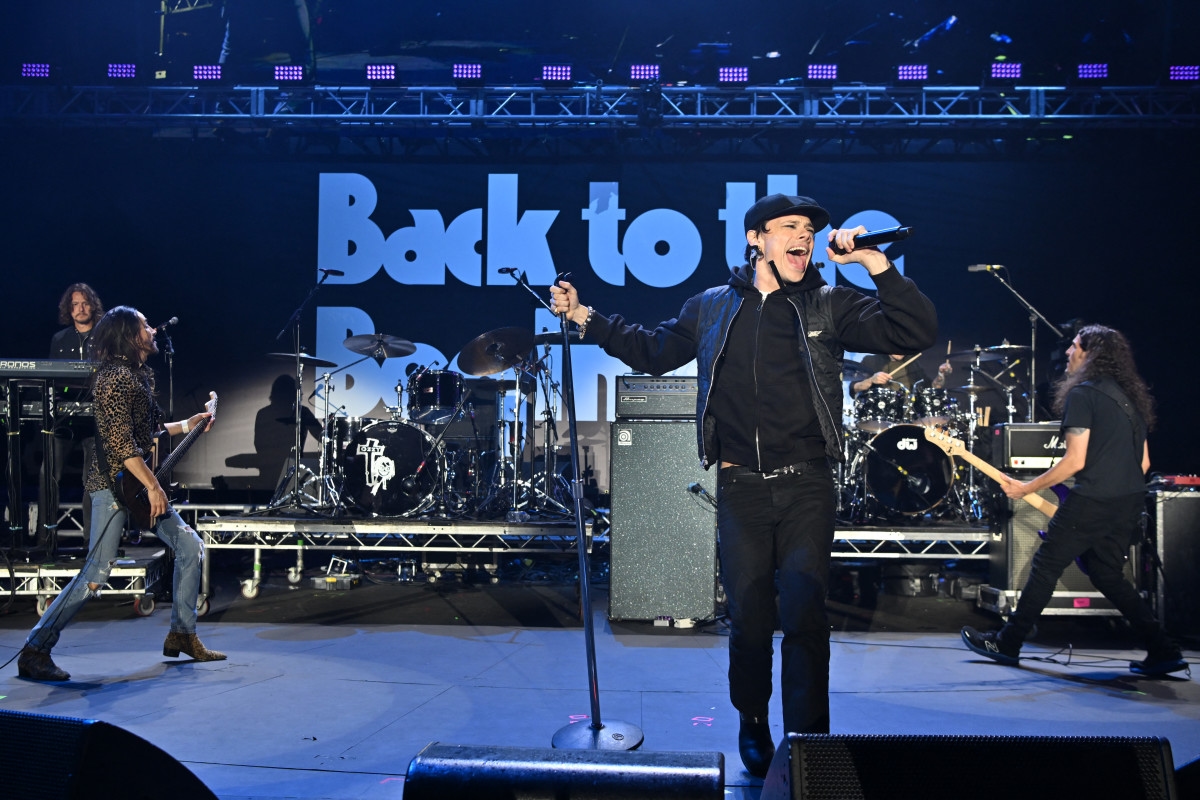 Young Rock Star Leaves Fans in Tears with Powerful Tribute to Ozzy Osbourne: 'The Torch Has Been Passed'