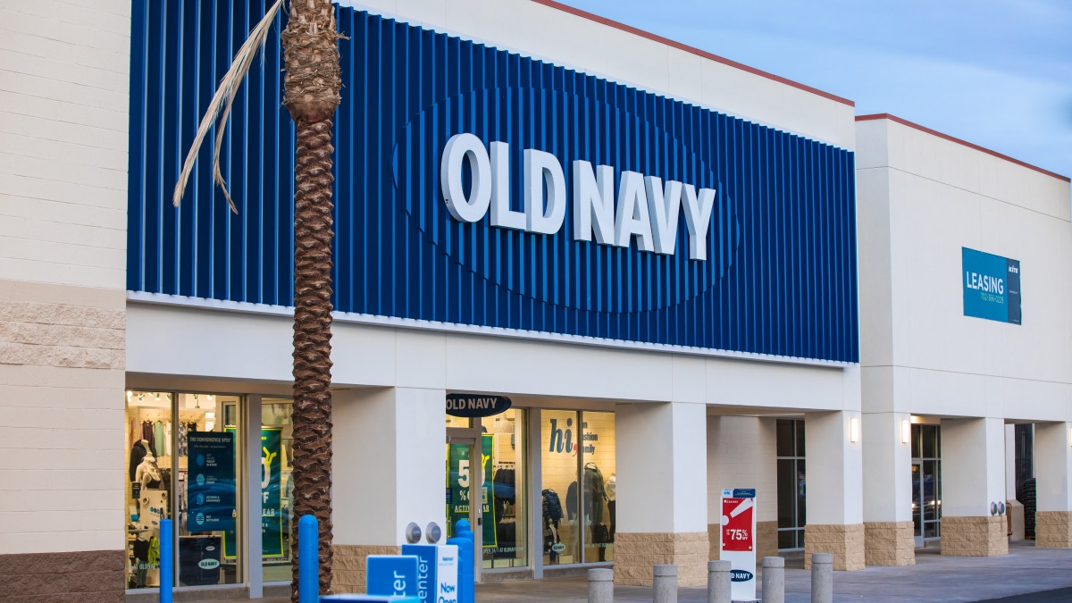 Shoppers are Racing to Old Navy for This 'Super Flattering' Dress That's 'Perfect for Summer'