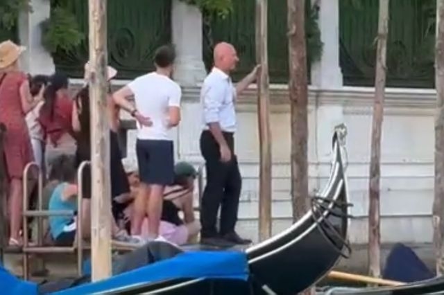 Crowds Are Following a Fake 'Jeff Bezos' Around Venice
