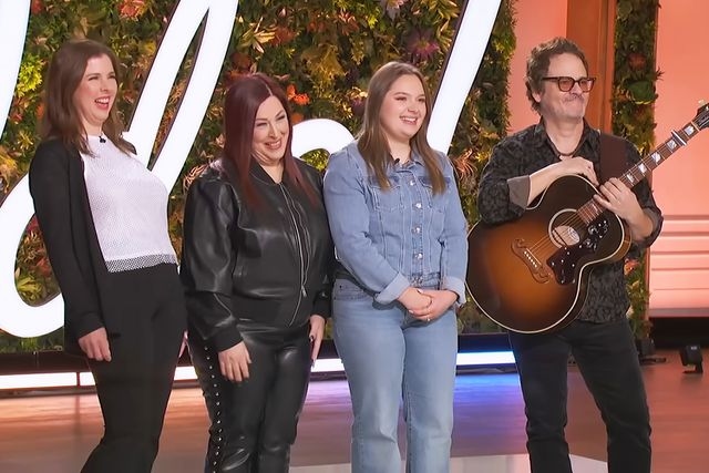 Carnie Wilson's Daughter Lola Brings in Her Mom and Aunt Wendy to Audition for 'American Idol 'with 'Hold On'