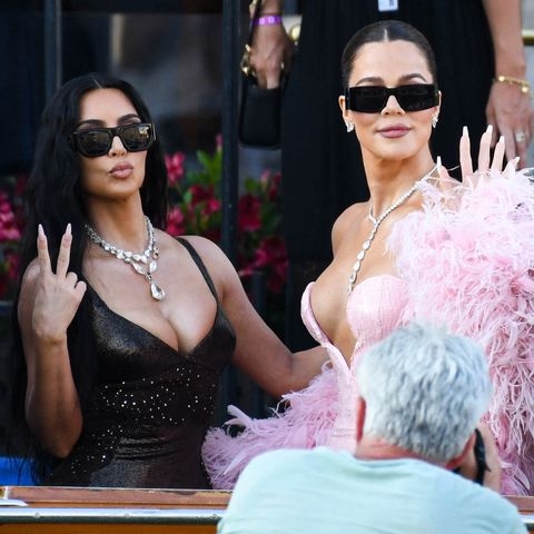 Kim and Khloé Kardashian Dress to Impress at Jeff Bezos and Lauren Sánchez's Venice Wedding, Plus Sydney Sweeney, Margot Robbie and More