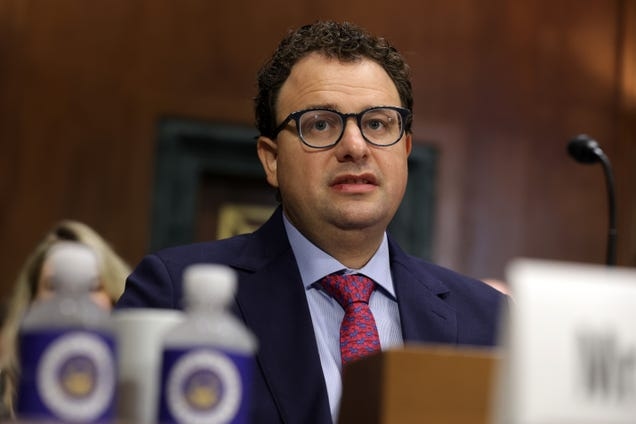 AI could wipe out some white-collar jobs and drive unemployment to 20%, Anthropic CEO says