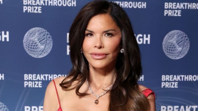 Lauren Sanchez Lets Her Minidress Do the Talking in First Public Appearance After Wedding