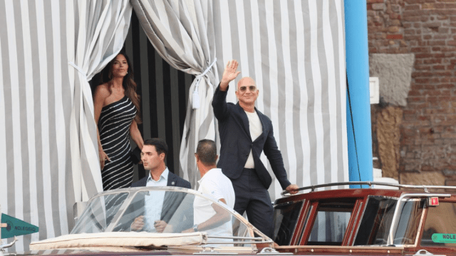 Jeff Bezos & Lauren Sanchez's Wedding Guests Must Pay For Mini Bar Charges, Say ‘Sources'