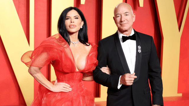Jeff Bezos & Lauren Sanchez Wedding: A-Listers Backing Out Amid Protests, Says ‘Source'