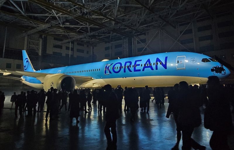 Korean Air quarterly cargo revenue falls amid volatile U.S. tariffs