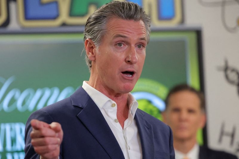 California should raise fuel imports, pause margin cap, regulator says