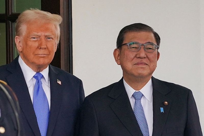 Japan vows to seek U.S. auto tariff concessions in trade talks