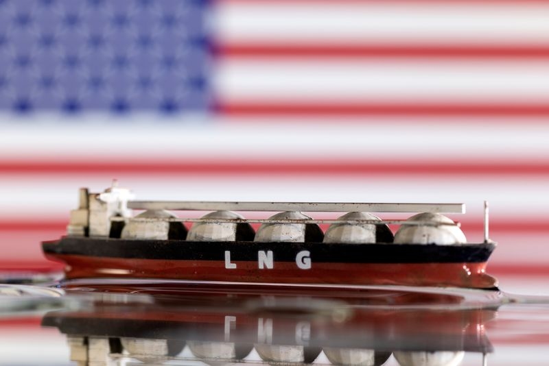 Exxon, QatarEnergy JV asks US regulators for permission to re-export LNG from October 1